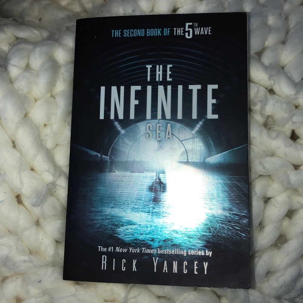 The Infinite Sea by Rick Yancy